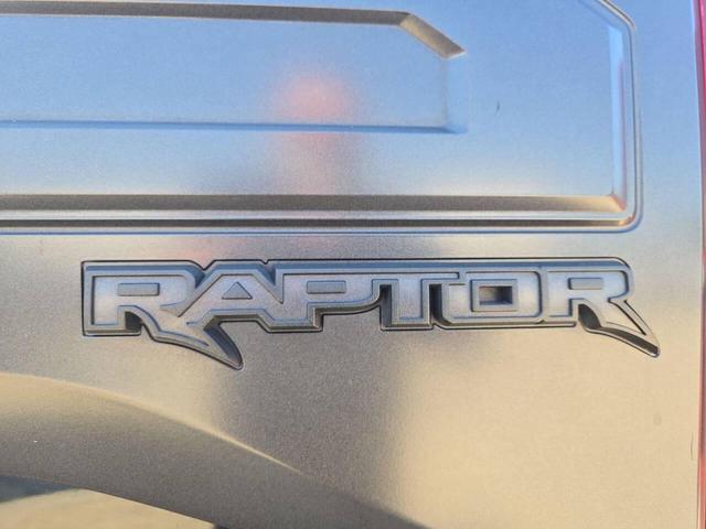 Photo of 2018 Shadow Black Ford F-150
