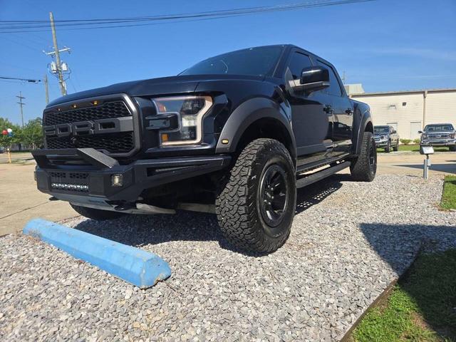 Photo of 2018 Shadow Black Ford F-150