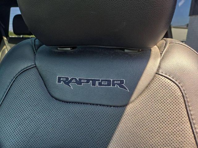 Photo of 2018 Shadow Black Ford F-150