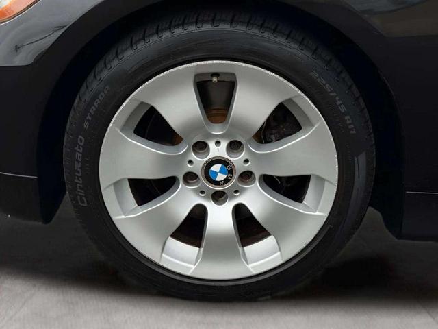 Photo of 2006 Jet Black BMW 330