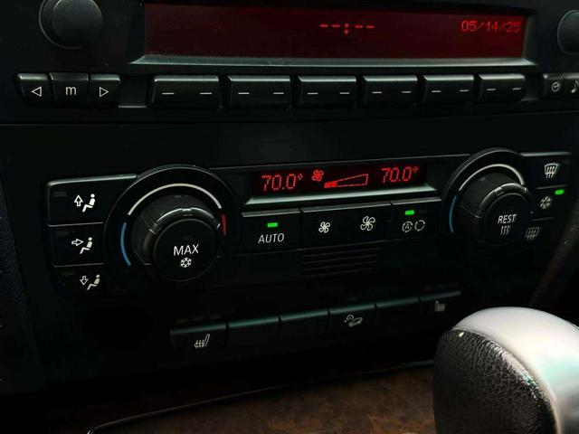 Photo of 2006 Jet Black BMW 330