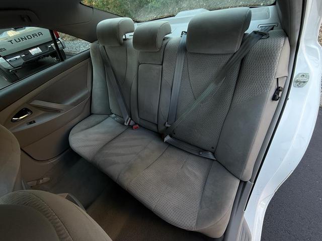 Photo of 2011 Super White Toyota Camry