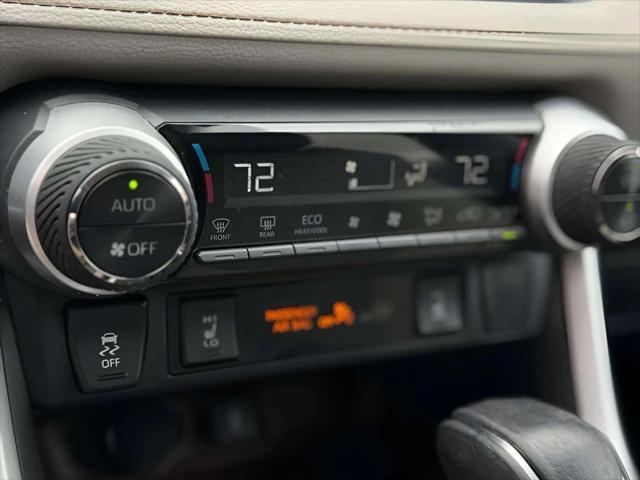 Photo of 2020 Magnetic Gray Metallic Toyota RAV4 Hybrid
