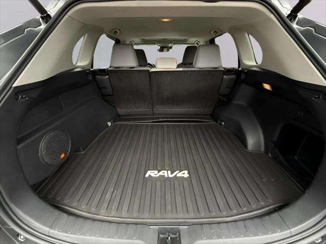 Photo of 2020 Magnetic Gray Metallic Toyota RAV4 Hybrid
