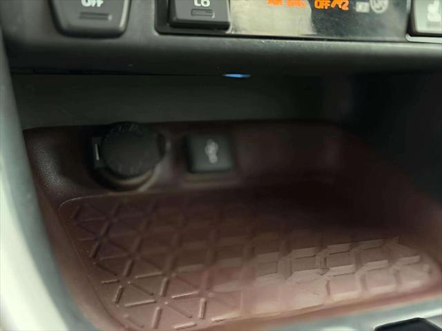Photo of 2020 Magnetic Gray Metallic Toyota RAV4 Hybrid