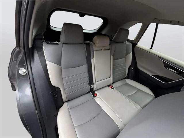 Photo of 2020 Magnetic Gray Metallic Toyota RAV4 Hybrid