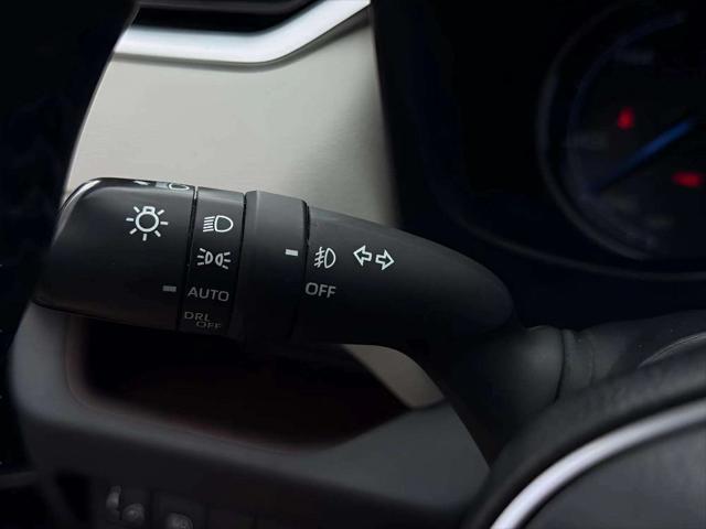 Photo of 2020 Magnetic Gray Metallic Toyota RAV4 Hybrid
