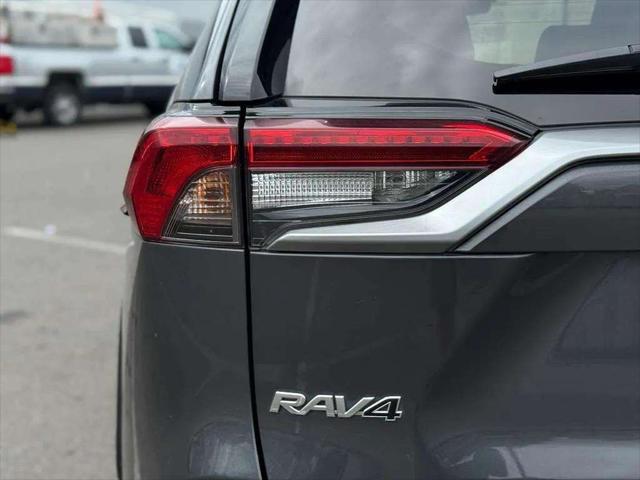 Photo of 2020 Magnetic Gray Metallic Toyota RAV4 Hybrid