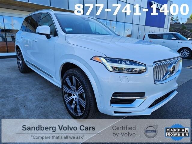 Photo of 2023 Crystal White Volvo XC90 Recharge Plug-In Hybrid