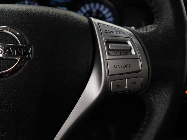 Photo of 2016 Black Nissan Rogue