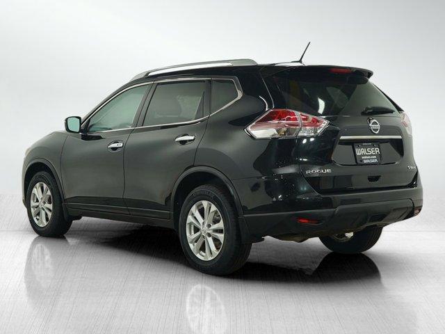 Photo of 2016 Black Nissan Rogue