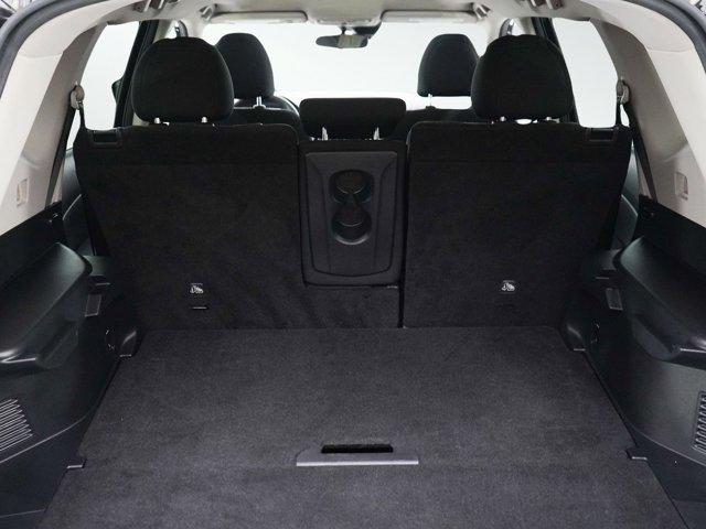 Photo of 2020 Black Nissan Rogue