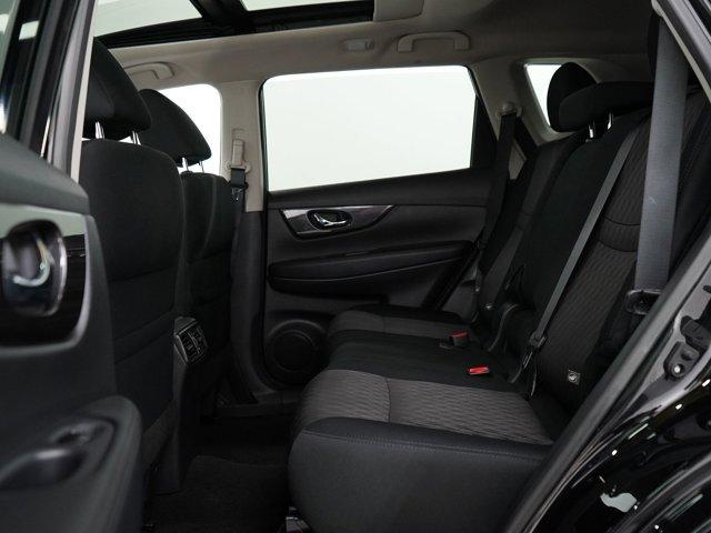 Photo of 2020 Black Nissan Rogue