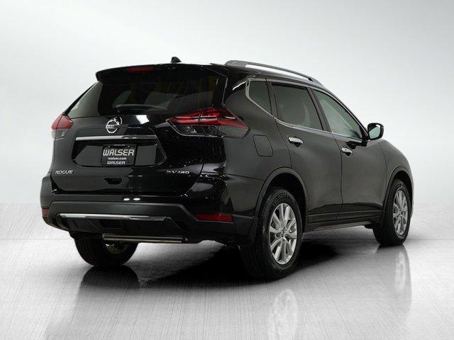 Photo of 2020 Black Nissan Rogue