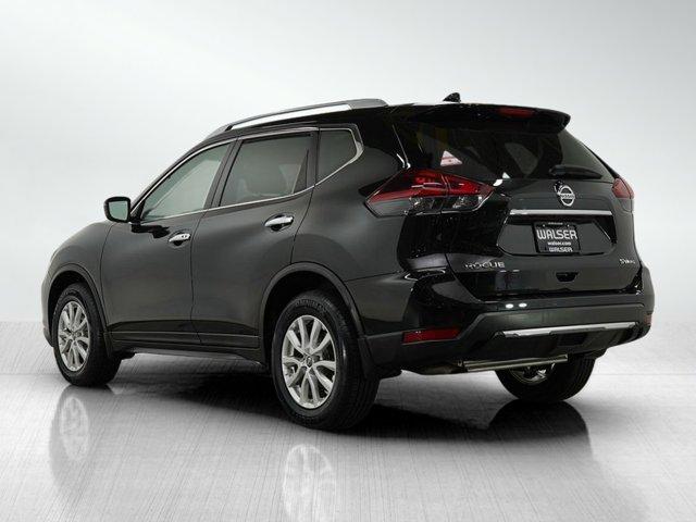 Photo of 2020 Black Nissan Rogue