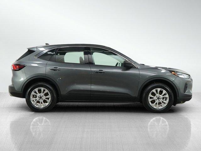 Photo of 2023 Gray Metallic Ford Escape