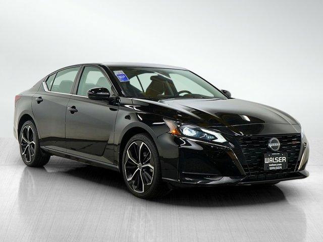 Photo of 2025 Super Black Nissan Altima