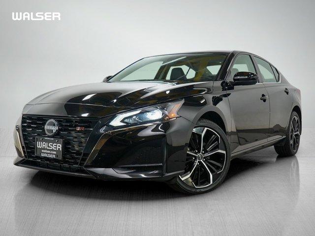 Photo of 2025 Super Black Nissan Altima