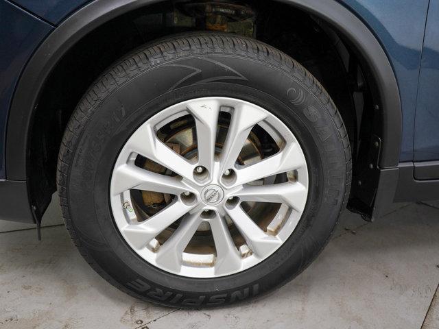 Photo of 2016 Blue Nissan Rogue