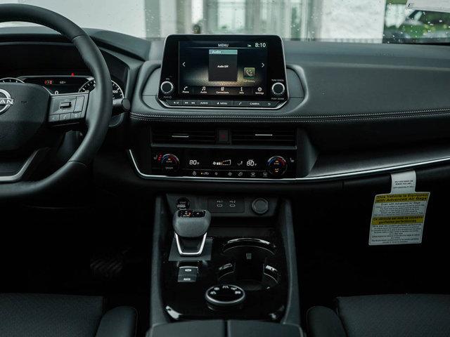 Photo of 2026 White Pearl Nissan Rogue