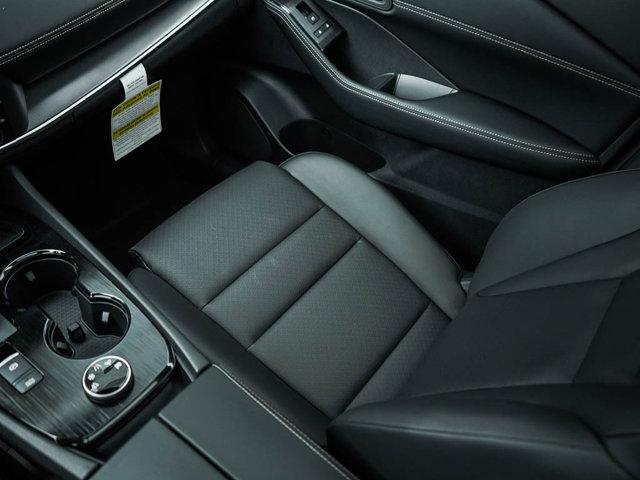 Photo of 2026 White Pearl Nissan Rogue