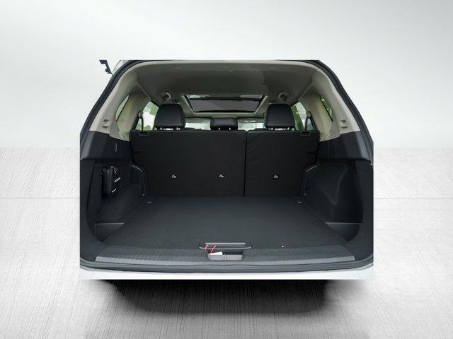 Photo of 2026 White Pearl Nissan Rogue