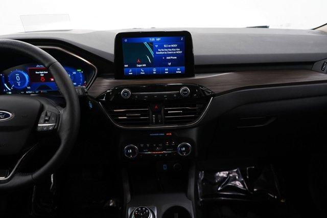 Photo of 2020 White Ford Escape