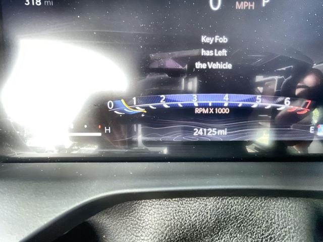 Photo of 2024 Silver Zynith Jeep Grand Cherokee