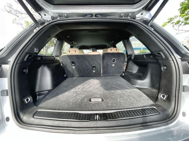 Photo of 2024 Silver Zynith Jeep Grand Cherokee