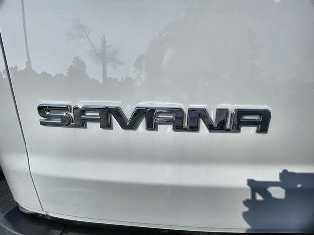 Photo of 2024 Summit White GMC Savana 2500