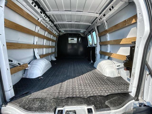 Photo of 2024 Summit White GMC Savana 2500