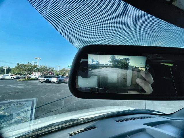 Photo of 2024 Summit White GMC Savana 2500