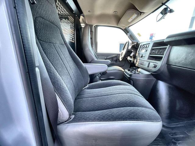 Photo of 2024 Summit White GMC Savana 2500