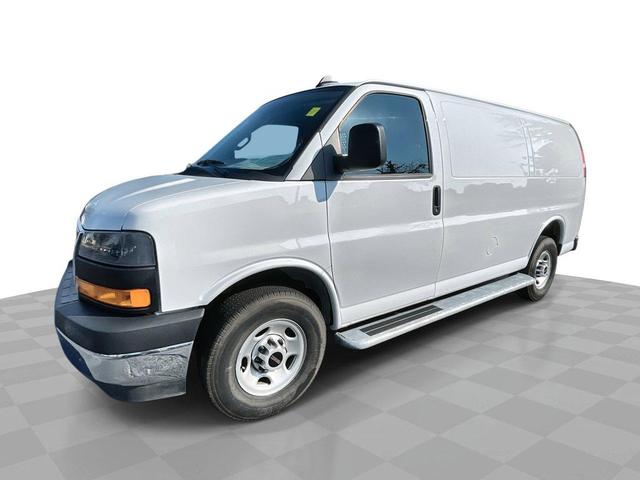 Photo of 2024 Summit White GMC Savana 2500