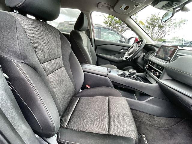 Photo of 2024 Scarlet Ember Tintcoat Nissan Rogue