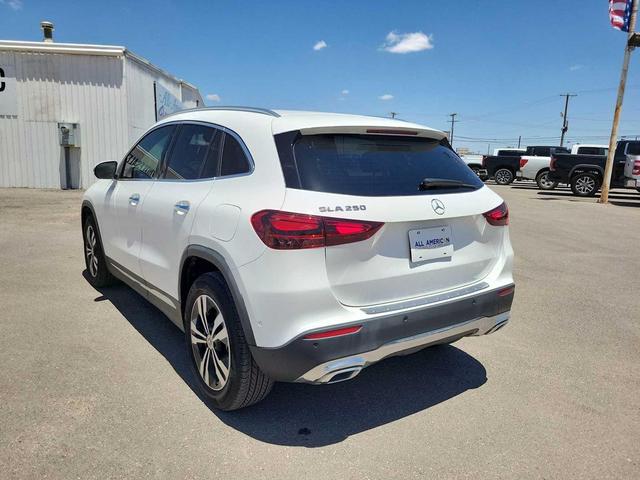 Photo of 2024 Polar White Mercedes-Benz GLA 250