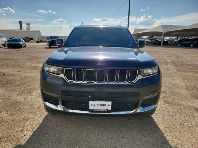Photo of 2023 Midnight Sky Jeep Grand Cherokee L