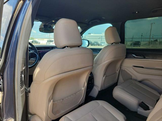 Photo of 2023 Midnight Sky Jeep Grand Cherokee L