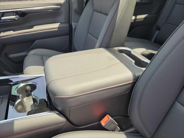 Photo of 2025 Iridescent Pearl Tricoat Chevrolet Tahoe