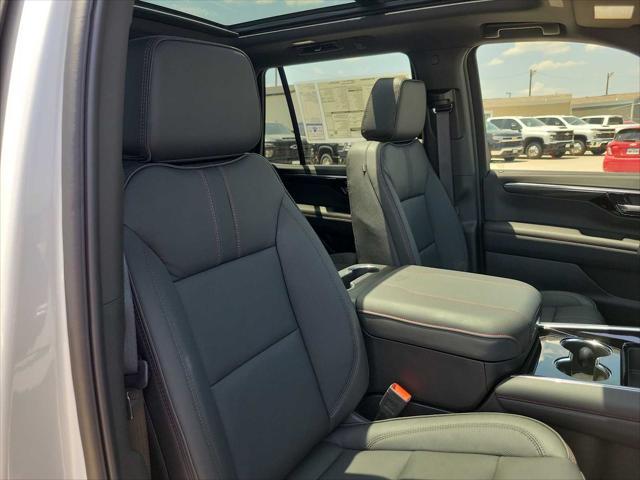Photo of 2025 Iridescent Pearl Tricoat Chevrolet Tahoe