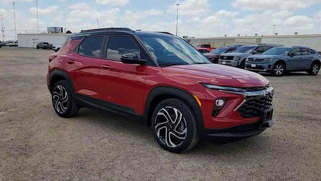 Photo of 2026 GAS APEX RED Chevrolet Trailblazer