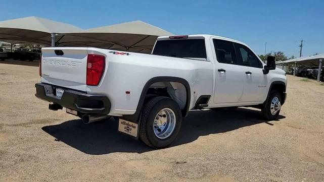 Photo of 2025 Summit White Chevrolet Silverado 3500