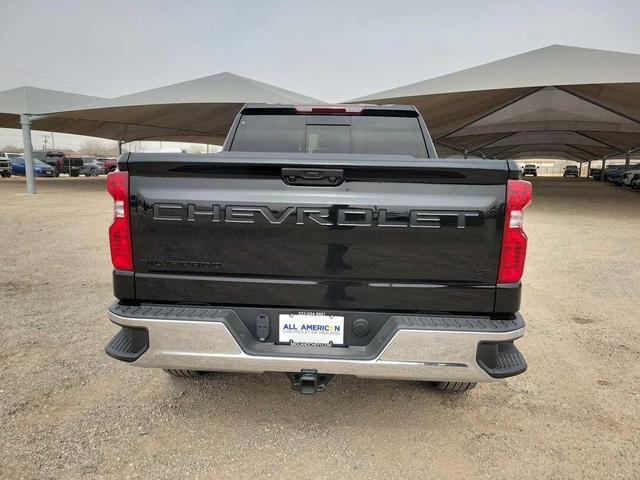 Photo of 2025 Black Chevrolet Silverado 1500