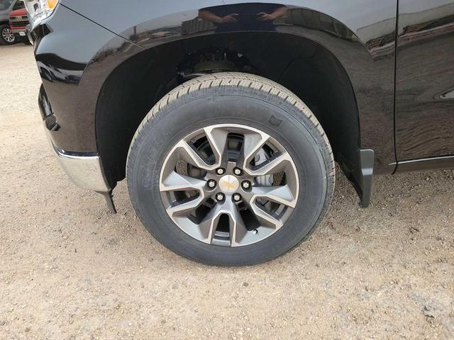 Photo of 2025 Black Chevrolet Silverado 1500