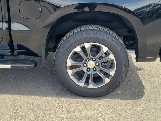Photo of 2025 Black Chevrolet Silverado 1500