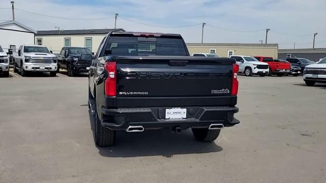Photo of 2025 Black Chevrolet Silverado 1500