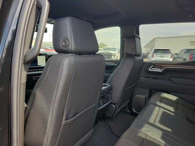 Photo of 2025 Black Chevrolet Silverado 1500