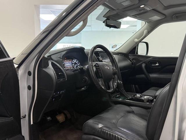 Photo of 2020 Liquid Platinum INFINITI QX80