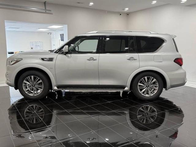 Photo of 2020 Liquid Platinum INFINITI QX80