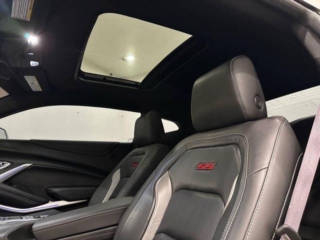 Photo of 2017 Summit White Chevrolet Camaro